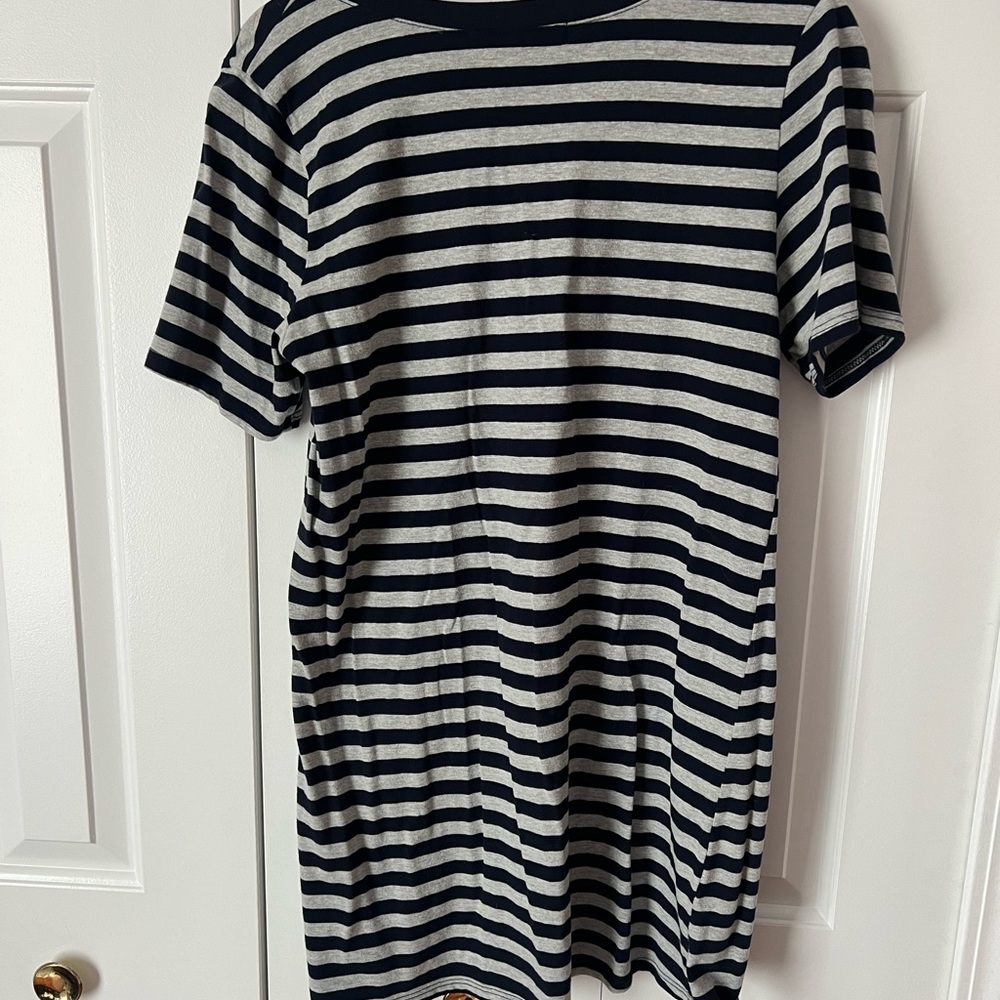 Striped short sleeve long shirt